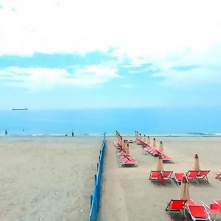 Ferienwohnung Casa "Il Gabbiano Blu" Savona Exterior foto